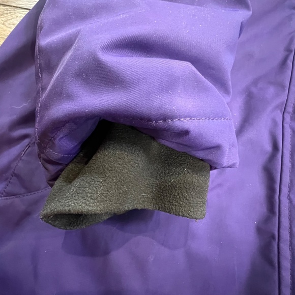 L. L. Bean Women's Warmer Winter Jacket, Purple Size Medium - Picture 7 of 14
